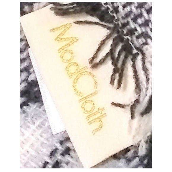 ModCloth Black White Plaid Knit Crochet Fringe Shawl Scarf Wrap Blanket Throw - Picture 3 of 10